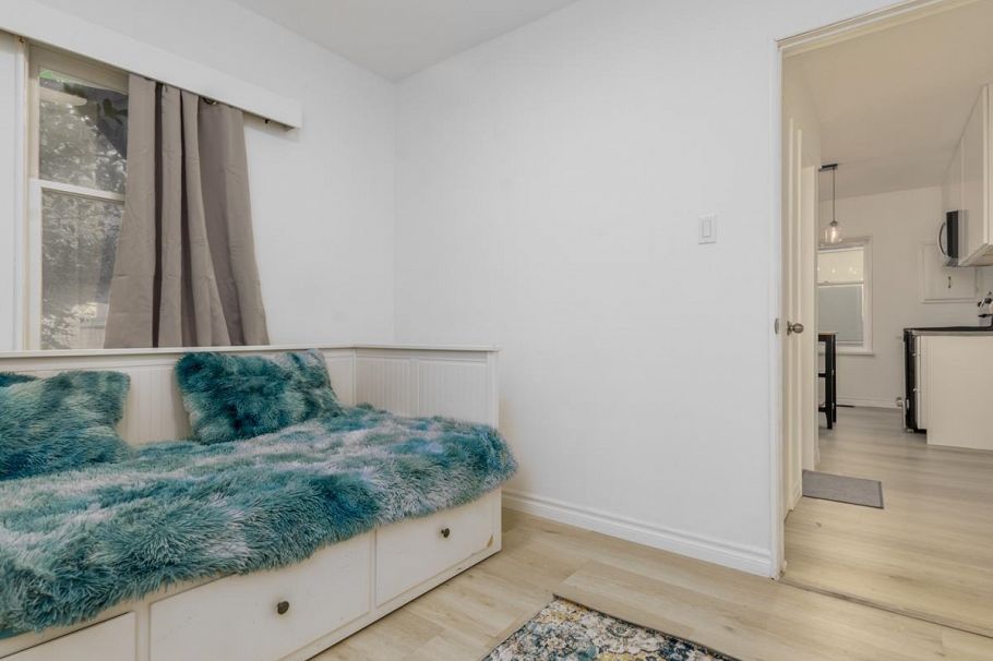 5231 Culloden Street Vancouver, BC - 11