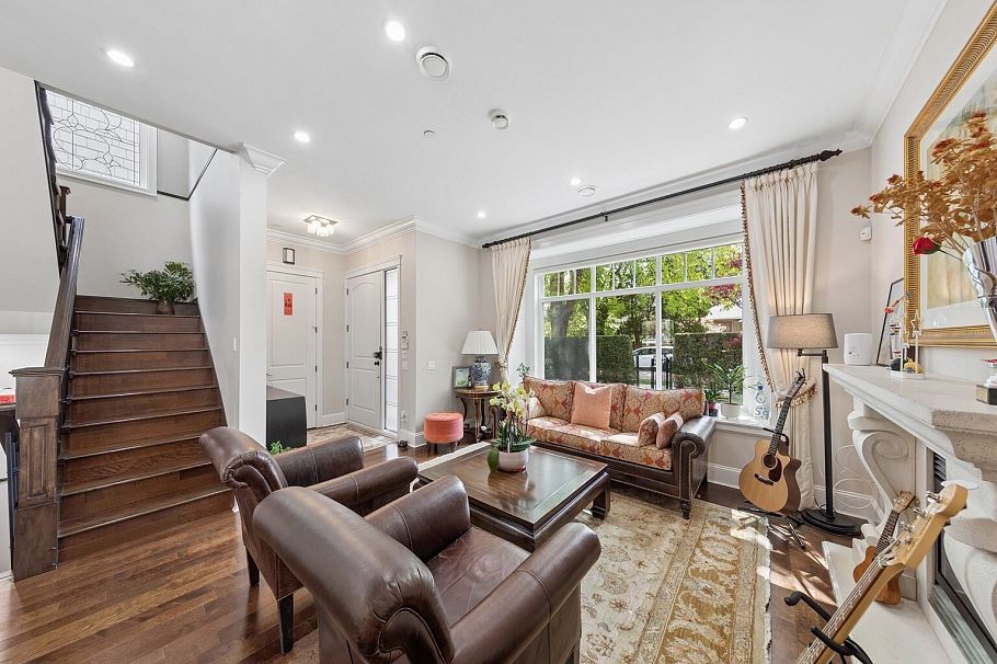 2911 W 35th Avenue Vancouver, BC - 17