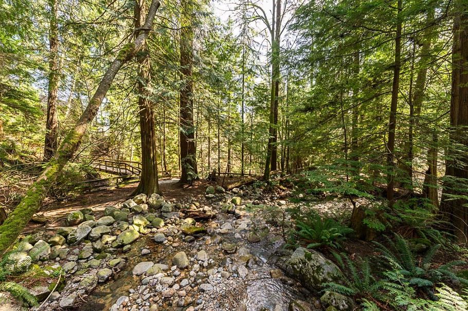 3398 William Avenue North Vancouver, BC - 31
