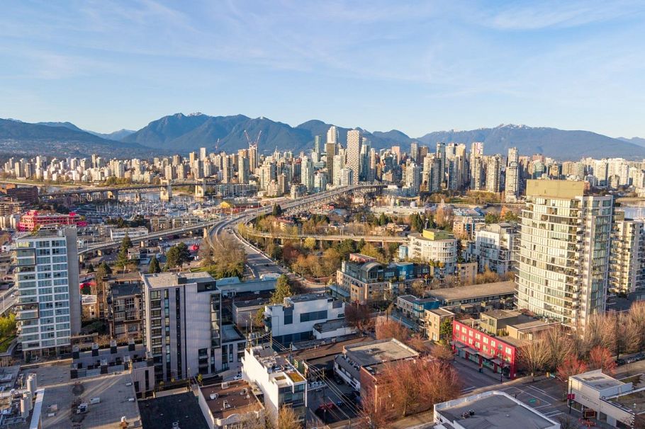 501 1510 W 6th Avenue Vancouver, BC - 40