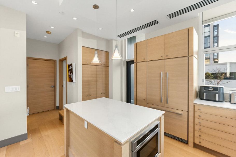 501 1510 W 6th Avenue Vancouver, BC - 17
