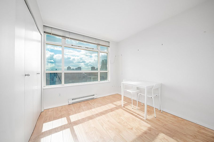 2007 438 Seymour Street Vancouver, BC - 7