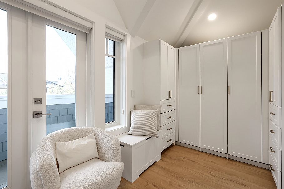 1 3640 W 2nd Avenue Vancouver, BC - 12