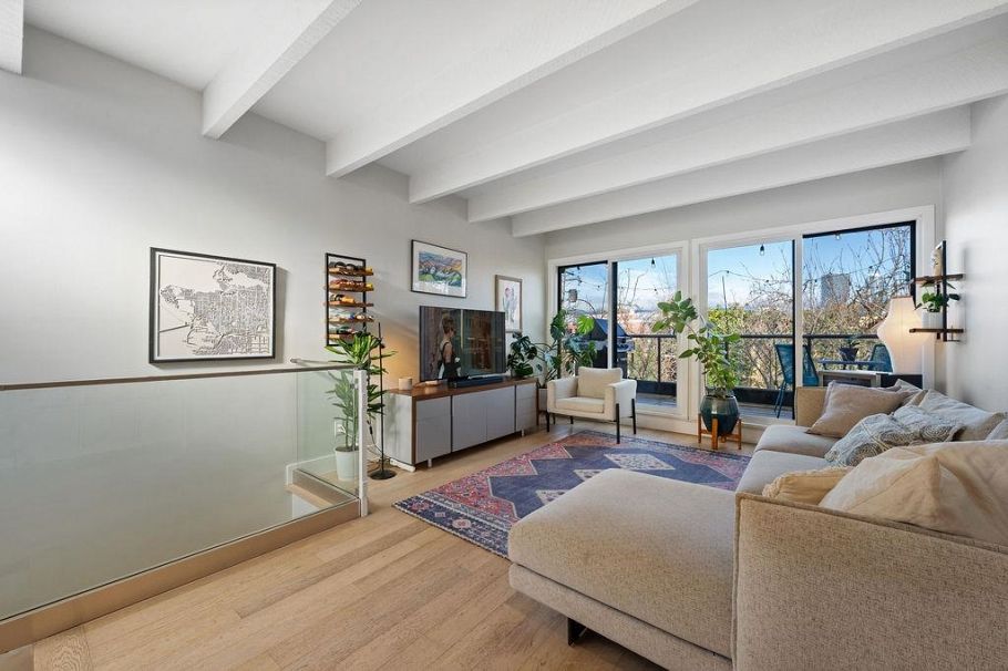 2 1214 W 7th Avenue Vancouver, BC - 12