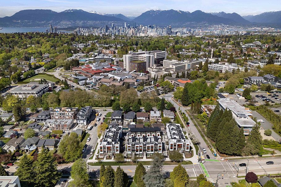 873 W 33rd Avenue Vancouver, BC - 24