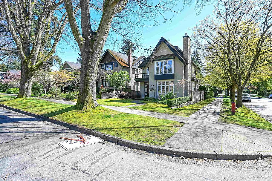 3998 W 32nd Avenue Vancouver, BC - 26