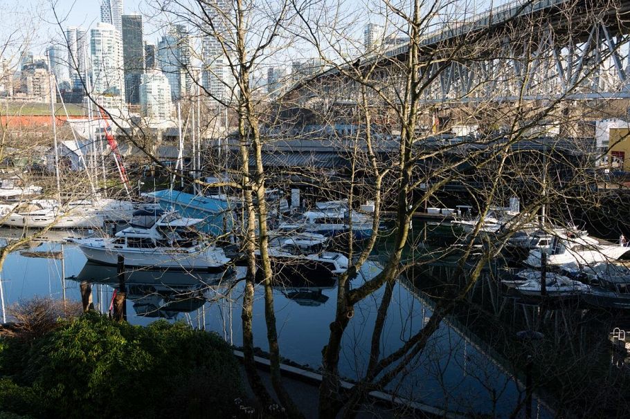 302 1502 Island Park Walk Vancouver, BC - 28