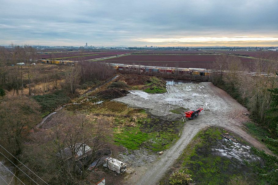 17260 River Road Richmond, BC - 10