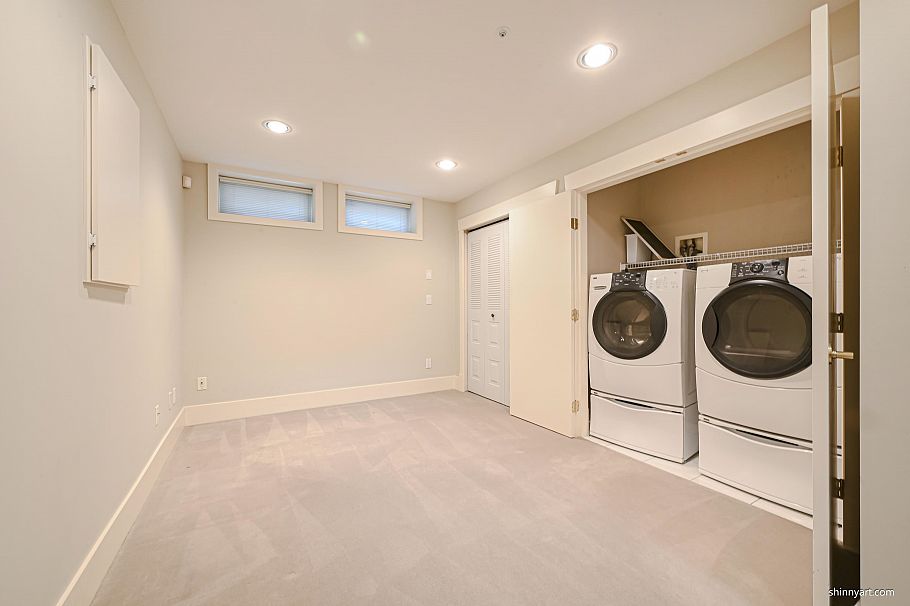 3998 W 32nd Avenue Vancouver, BC - 13