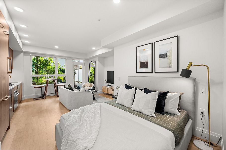 106 2550 Garden Drive Vancouver, BC - 12