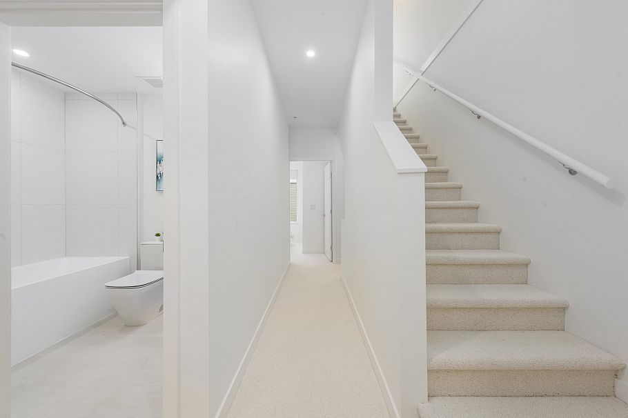 873 W 33rd Avenue Vancouver, BC - 12
