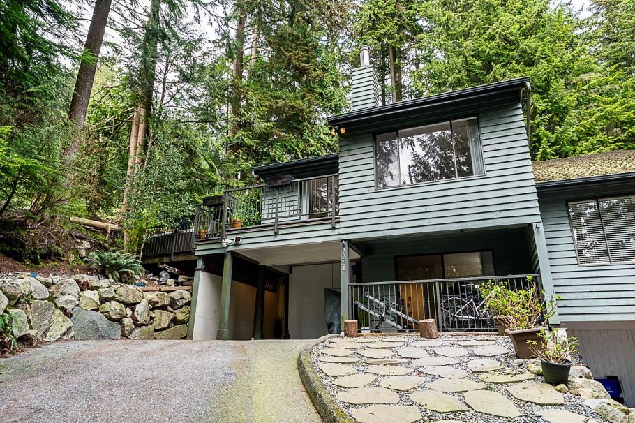 3398 William Avenue North Vancouver, BC - 25