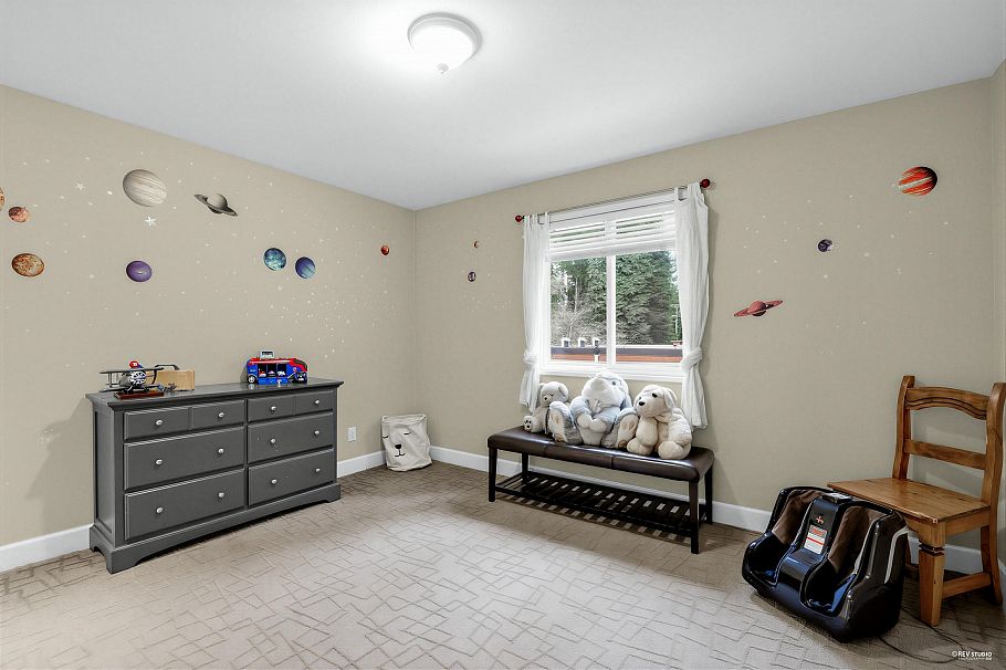 2244 Edgemont Boulevard North Vancouver, BC - 19