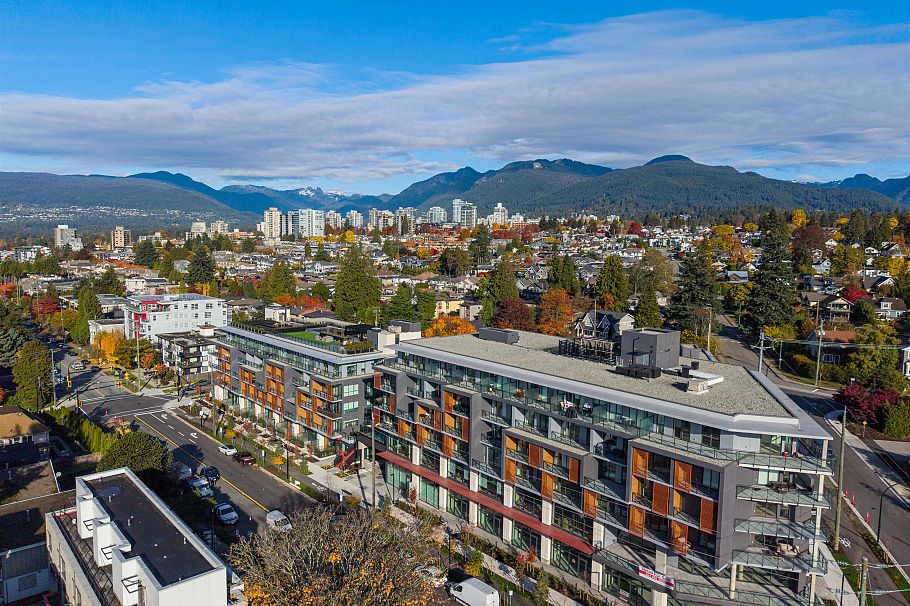 111/211 422 E 3rd Street North Vancouver, BC - 1