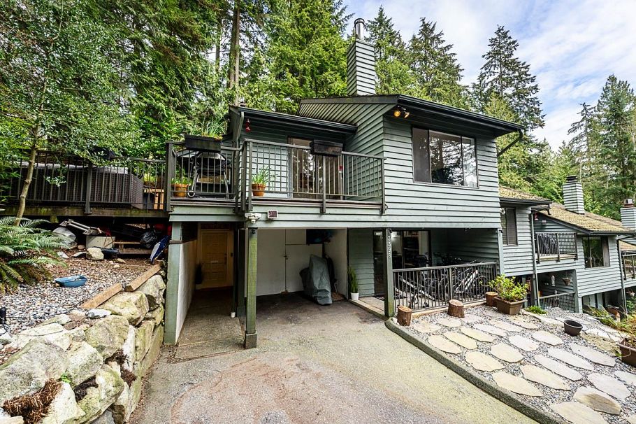 3398 William Avenue North Vancouver, BC - 27