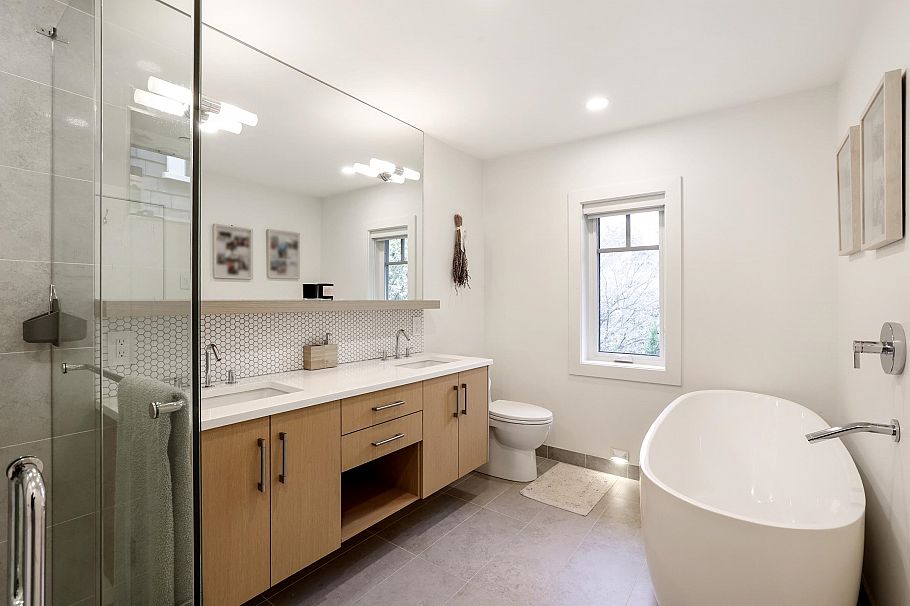 1 3640 W 2nd Avenue Vancouver, BC - 18