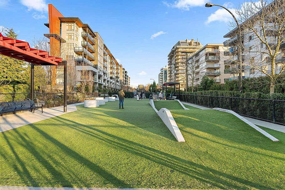 TH3 108 E 8th Street North Vancouver, BC - 28