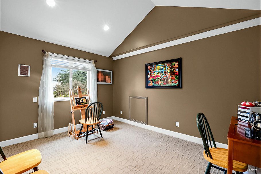 2244 Edgemont Boulevard North Vancouver, BC - 20