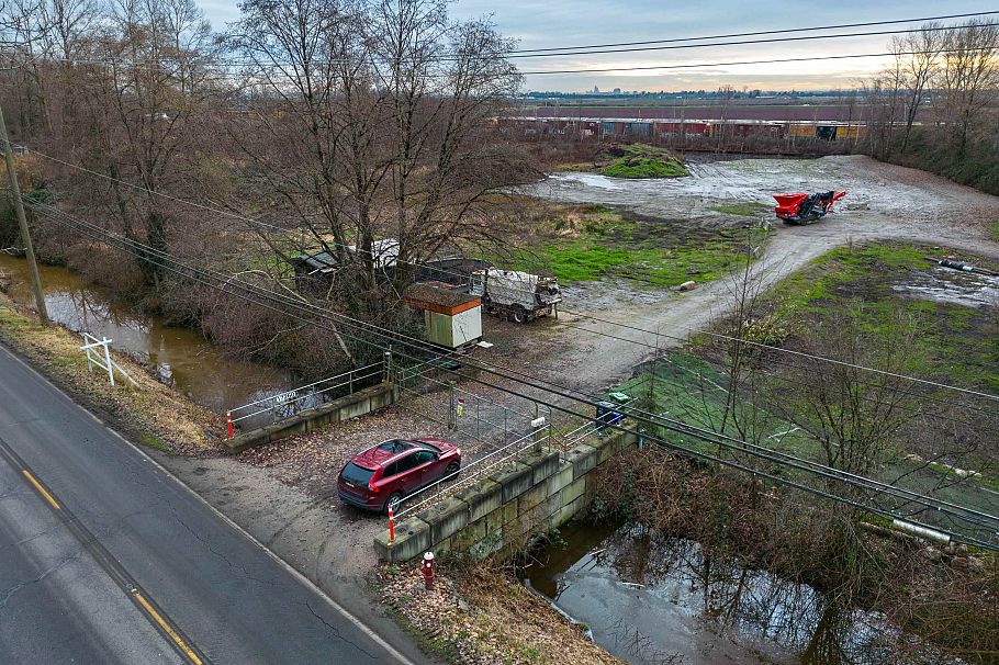 17260 River Road Richmond, BC - 9