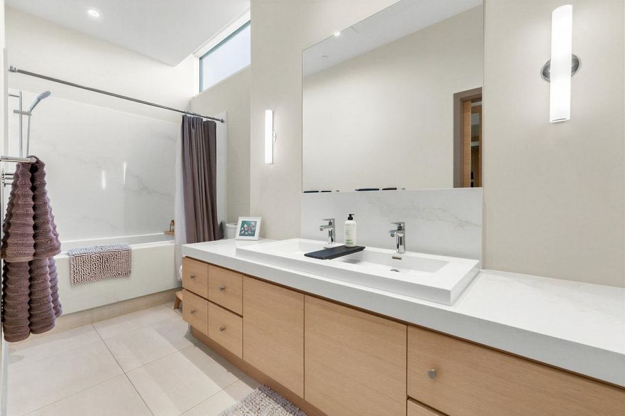 501 1510 W 6th Avenue Vancouver, BC - 28