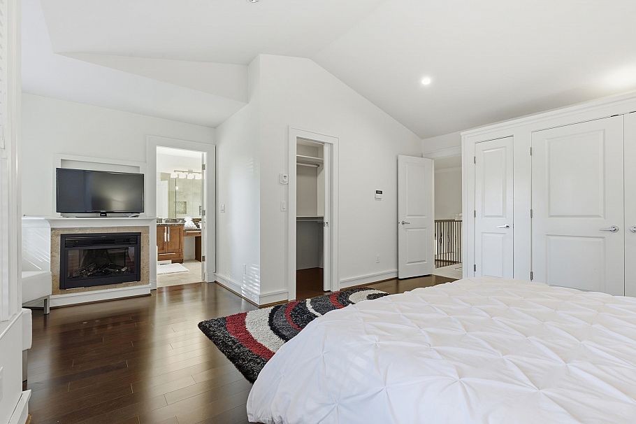 1017 Canyon Boulevard North Vancouver, BC - 18