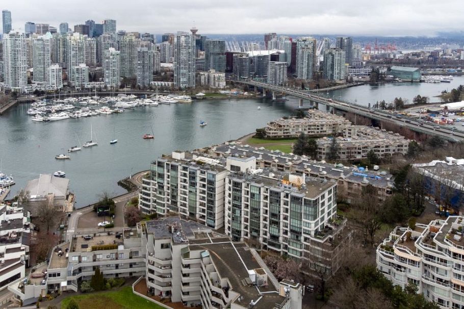 813 456 Moberly Road Vancouver, BC - 27