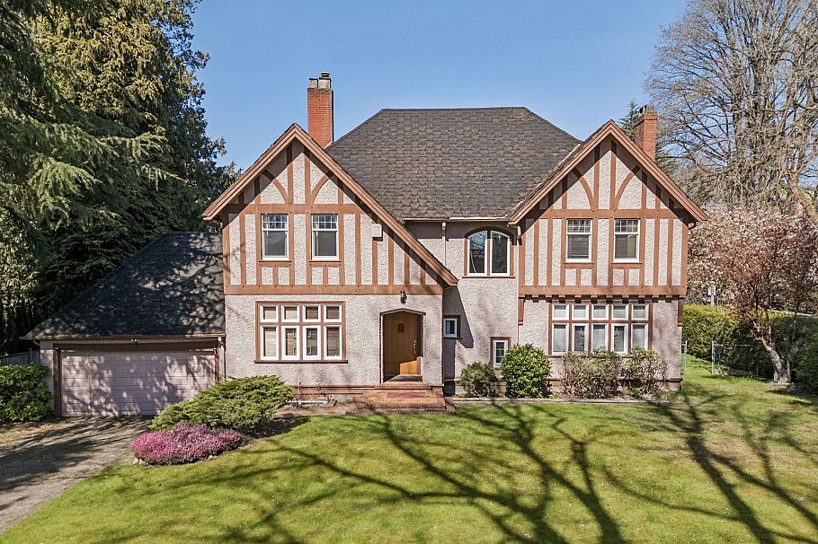 1603 W 49th Avenue Vancouver, BC - 2
