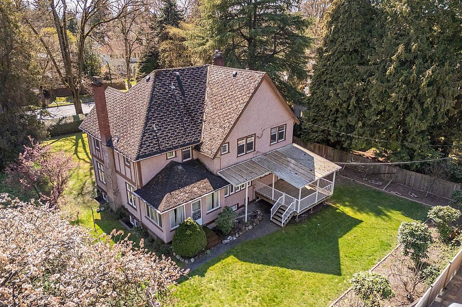 1603 W 49th Avenue Vancouver, BC - 4