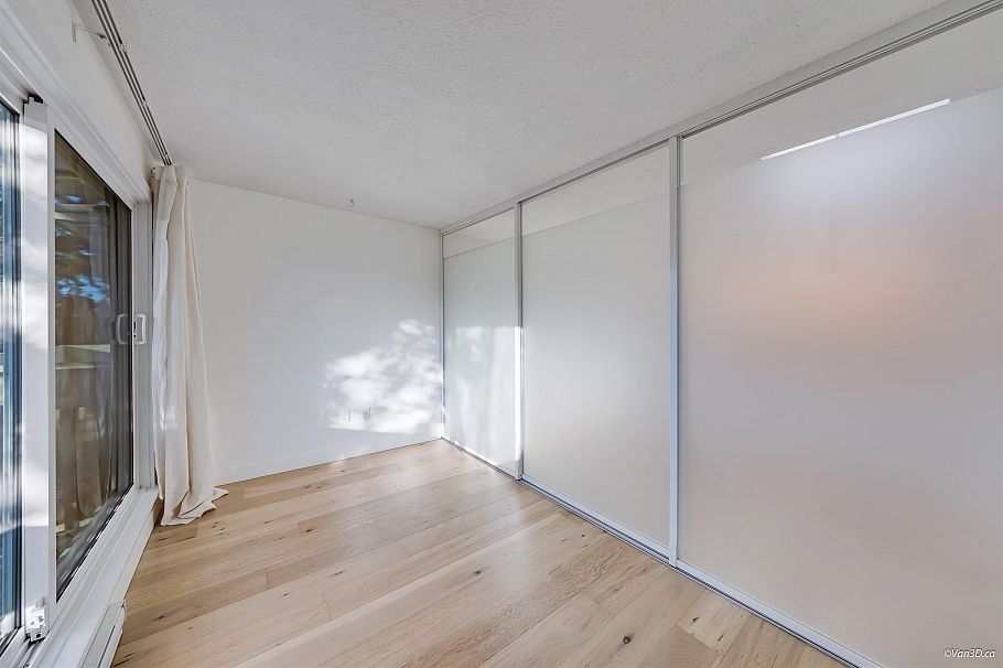 303 1545 E 2nd Avenue Vancouver, BC - 11