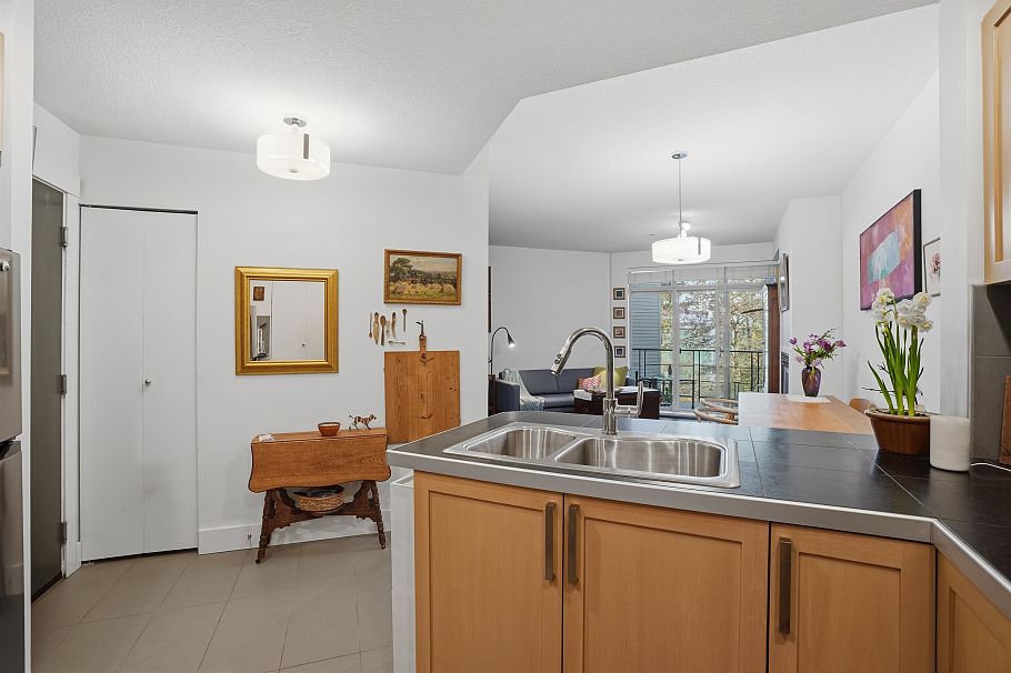 303 5779 Birney Avenue Vancouver, BC - 9