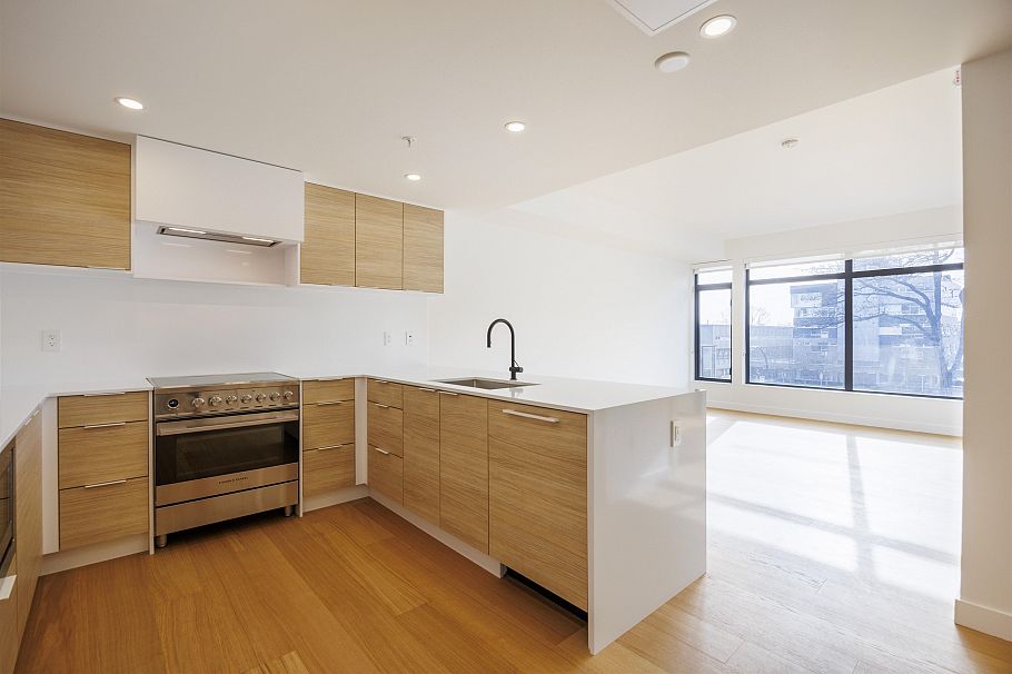 404 6485 Manitoba Street Vancouver, BC - 12