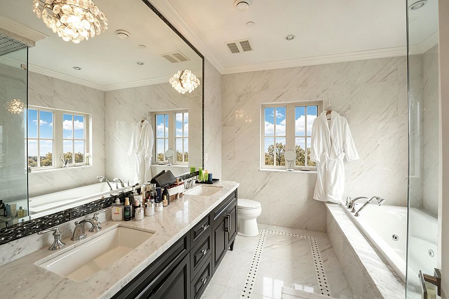 4056 W 30th Avenue Vancouver, BC - 17