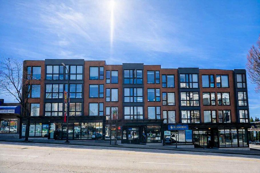 310 2636 E Hastings Street Vancouver, BC - 1