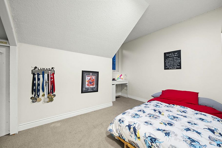 2569 Hyannis Point North Vancouver, BC - 22