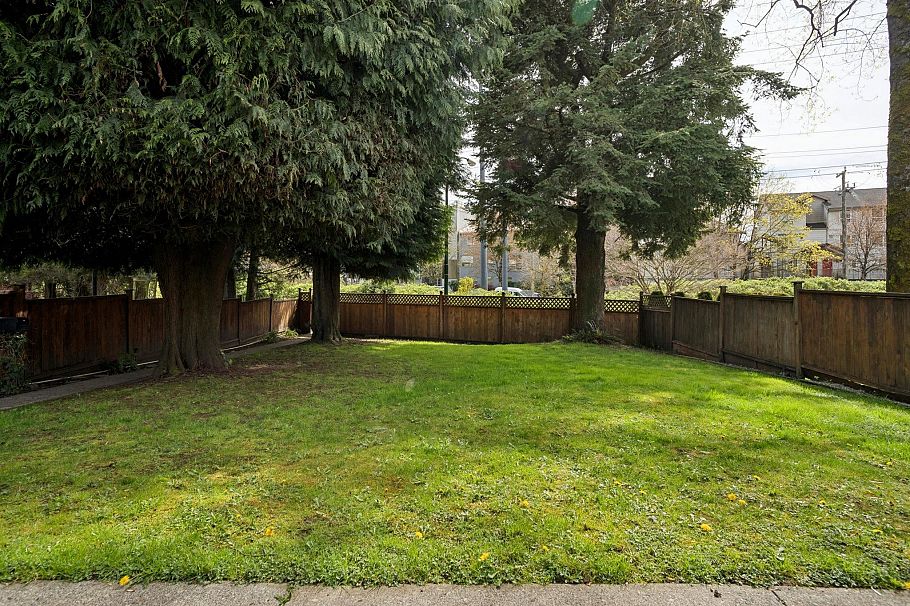 1861 E Kent Avenue North Avenue Vancouver, BC - 34