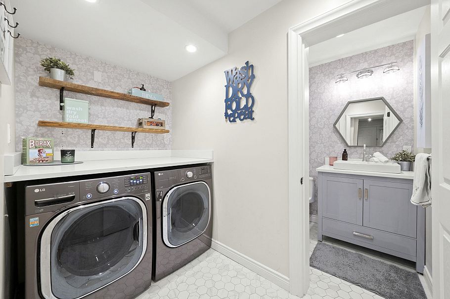 2569 Hyannis Point North Vancouver, BC - 14