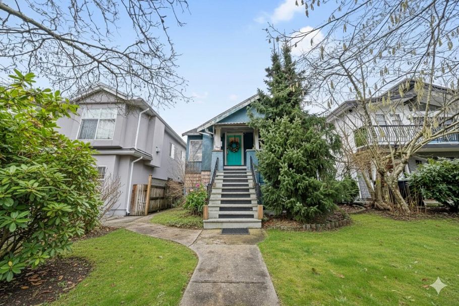 545 Skeena Street Vancouver, BC - 1