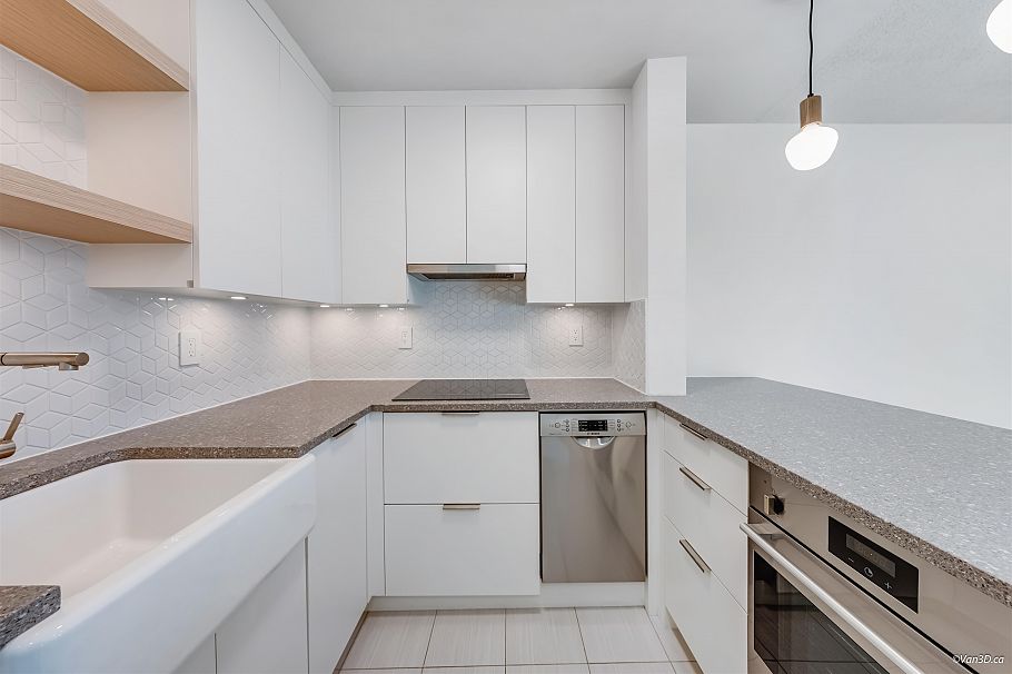 303 1545 E 2nd Avenue Vancouver, BC - 3