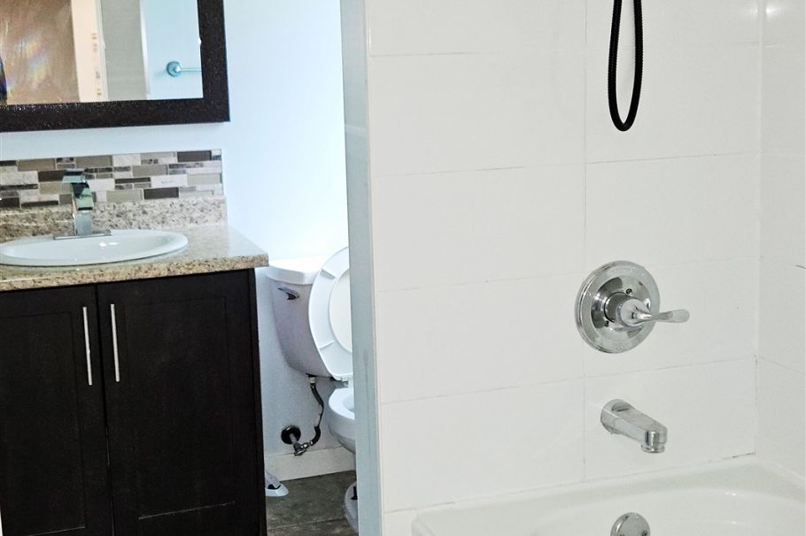 1745 Graveley Street Vancouver, BC - 16