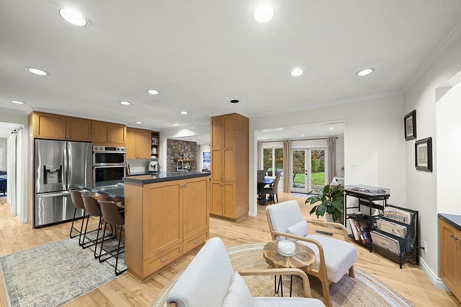 2569 Hyannis Point North Vancouver, BC - 5