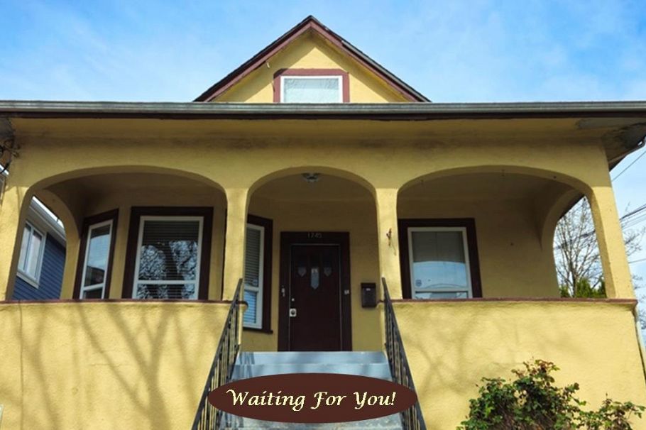 1745 Graveley Street Vancouver, BC - 2