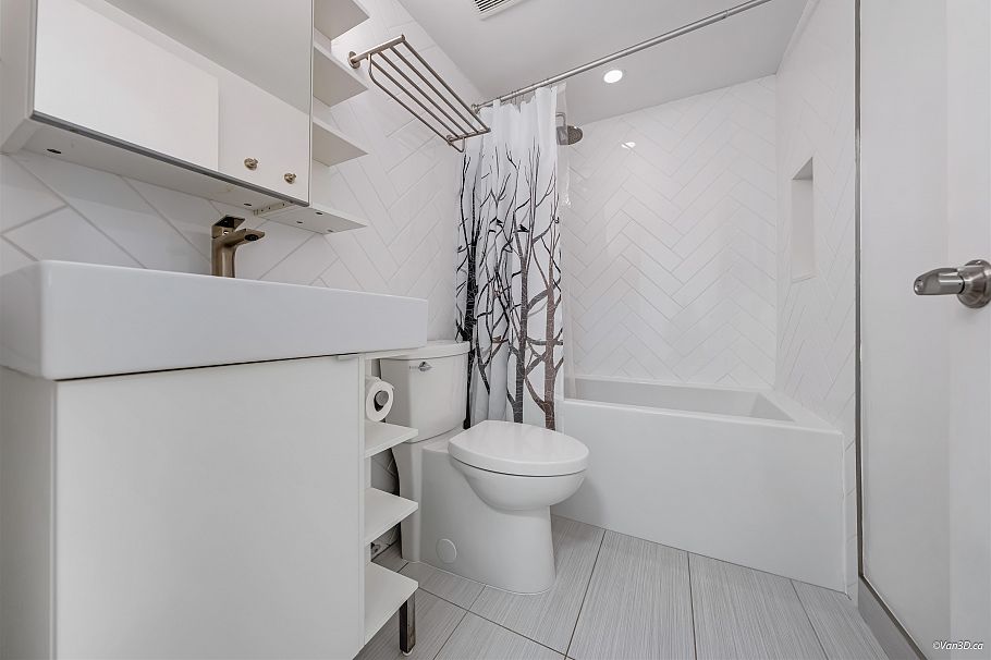 303 1545 E 2nd Avenue Vancouver, BC - 21