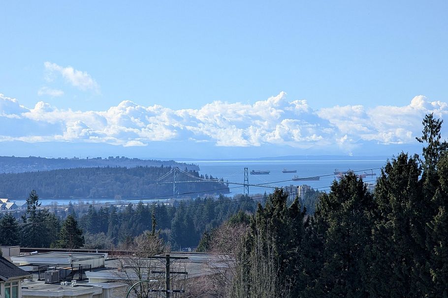 318 3080 Lonsdale Avenue North Vancouver, BC - 20