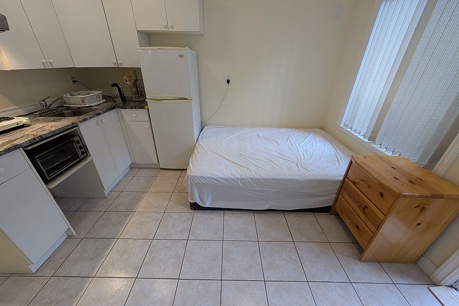 Studio Suite 4XXX REID STREET, Vancouver BC V5R 1R7 Vancouver, BC - 2