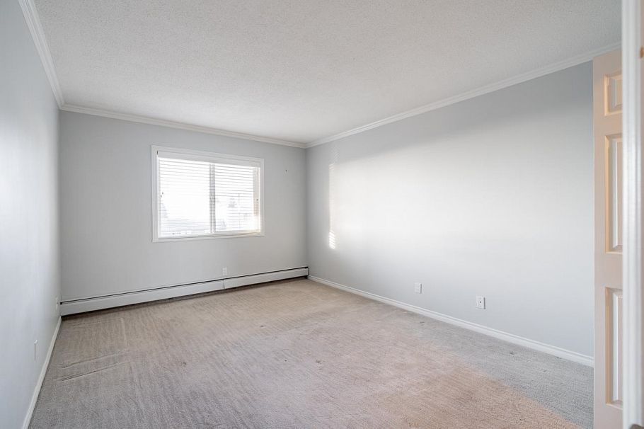 318 3080 Lonsdale Avenue North Vancouver, BC - 11