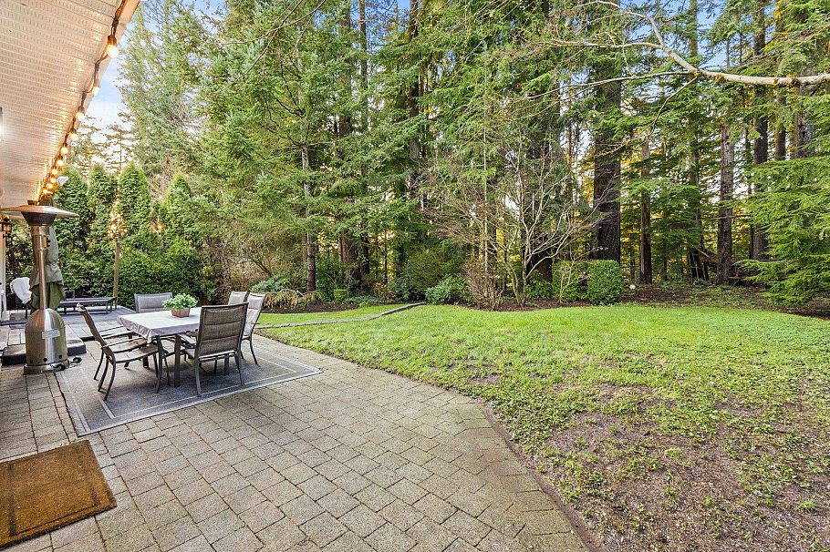 2569 Hyannis Point North Vancouver, BC - 27