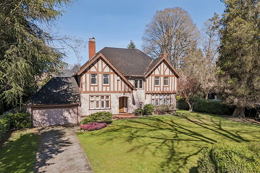 1603 W 49th Avenue Vancouver, BC - 1