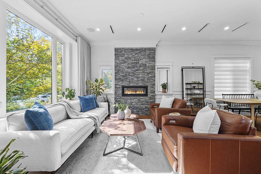 3339 W 27th Avenue Vancouver, BC - 3