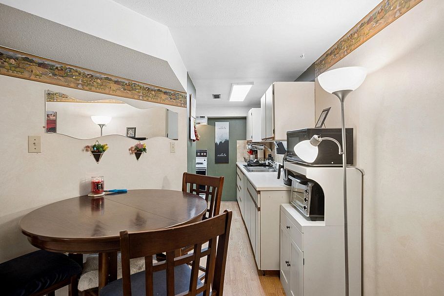 1861 E Kent Avenue North Avenue Vancouver, BC - 23