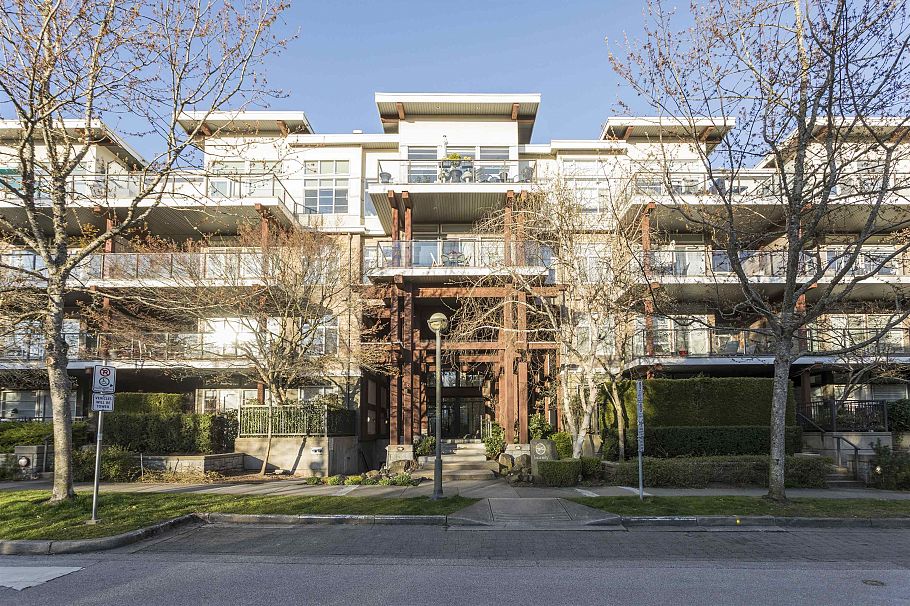 404 6328 Larkin Drive Vancouver, BC - 1